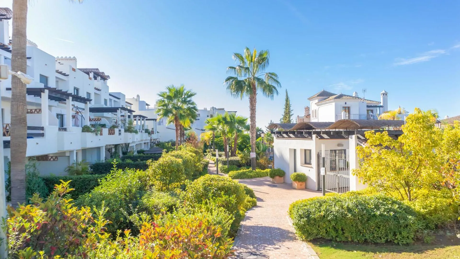 דירה אסטפונה Sunset Luxury Penthouse - Happy Rentals ספרד