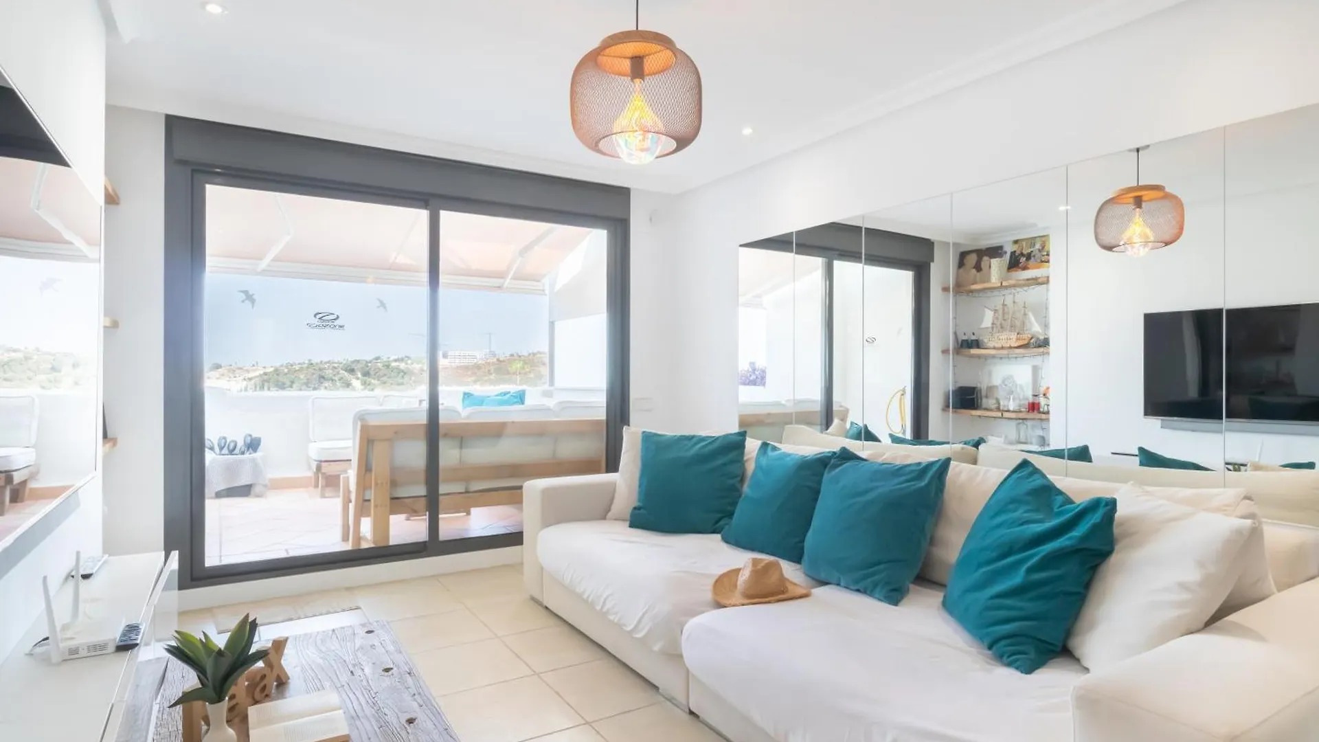 אסטפונה Sunset Luxury Penthouse - Happy Rentals